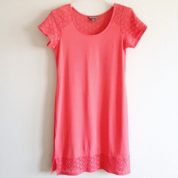 Tommy Bahama Dresses & Skirts - Tommy Bahama Tambour Eyelet Dress S/P